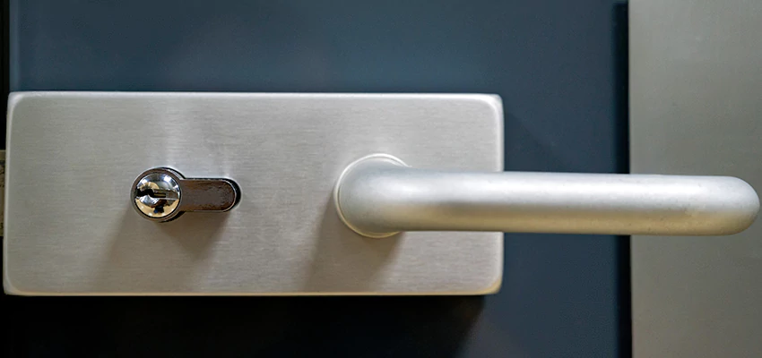 Change Patio Door Locks in Clovis, California