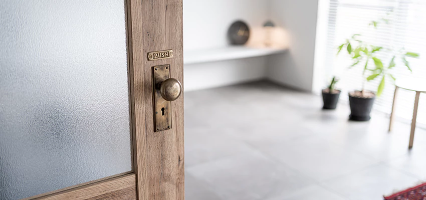 Deadbolt Door Lock Knob Repair in Clovis, California